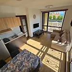 Apartament Sunny Holidays Apartment, Morsky Bryag Sveti Vlas