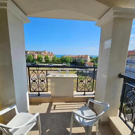 Sea View Apartment, Morsky Bryag Апартаменты